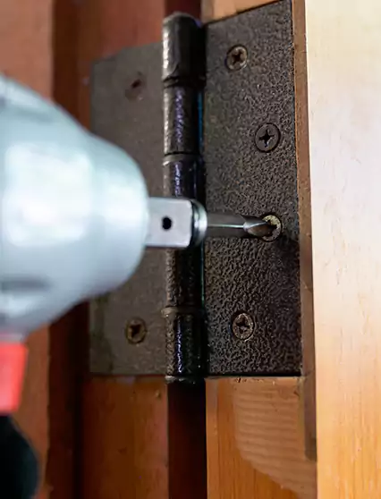 Professional Door Hinge Replacement Oakland Park, FL